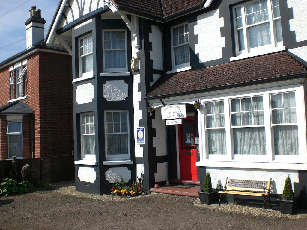 Melville Lodge Gatwick Horley Exterior foto